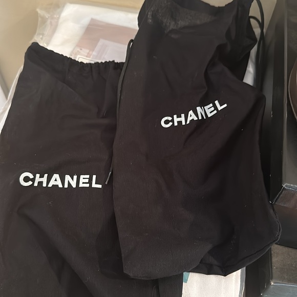 Chanel Brown 3inch heel - Picture 2 of 5